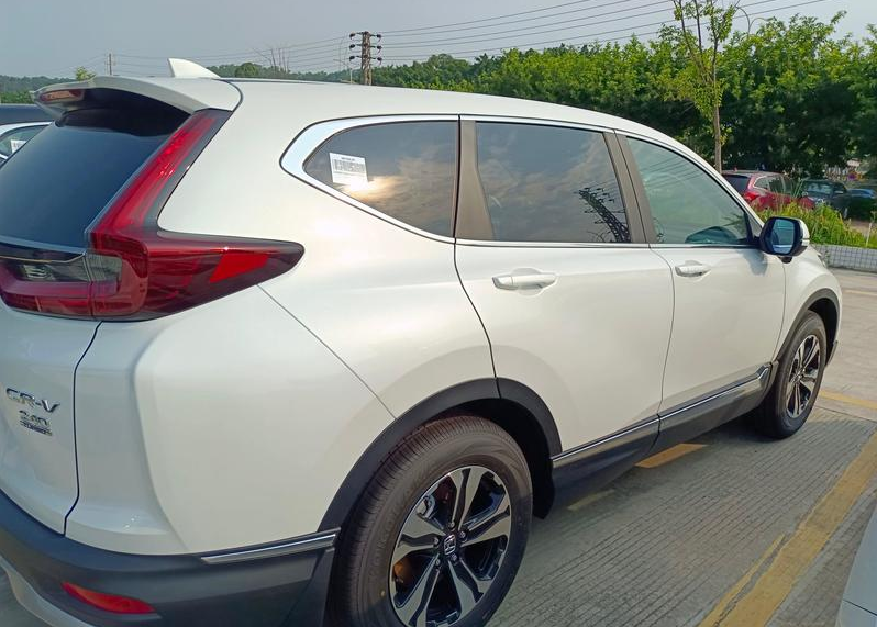 本田CRV：从加价3万到连跌2万，30天卖了13872辆