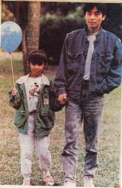 王杰的第一任妻子是谁 王杰2001年后嗓子变了谁下的毒图片