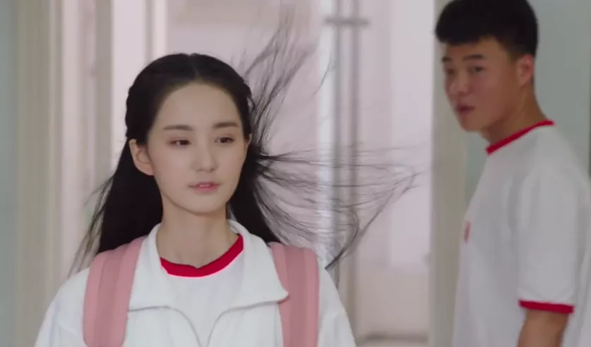 “丑女”大变身,丑是真丑,美也是真美,看得人虎躯一震