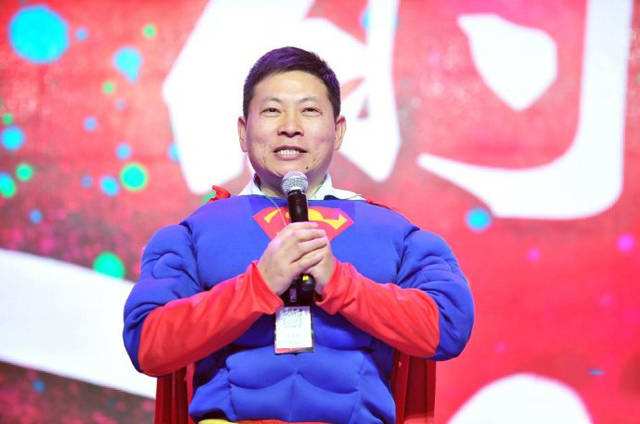 余承东：出身贫寒，三次豪赌带领华为通信全球第一手机全球前三