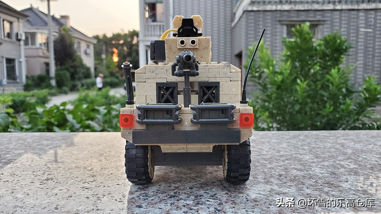 128元一辆的国产悍马，还是迷彩涂装，表现到底怎么样呢？