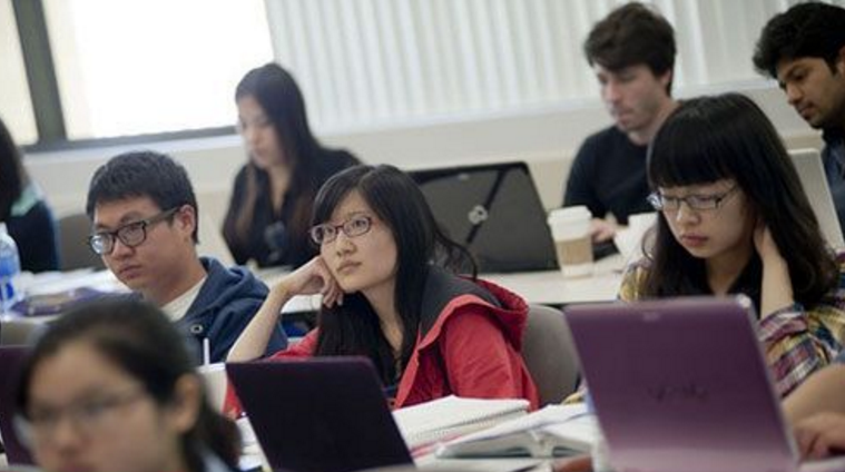 花140万出国留学，回国月收入4500，“海归”变“海带”值得吗？