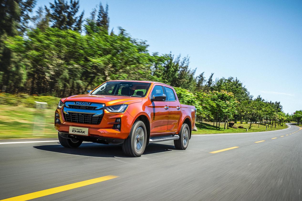 20万预算选人生第一辆皮卡，为什么五十铃全新D-MAX值得买