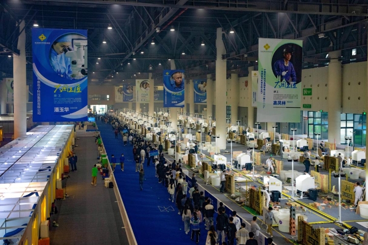 “赛场即课堂”4000余名学生观摩了这场高技能人才比赛