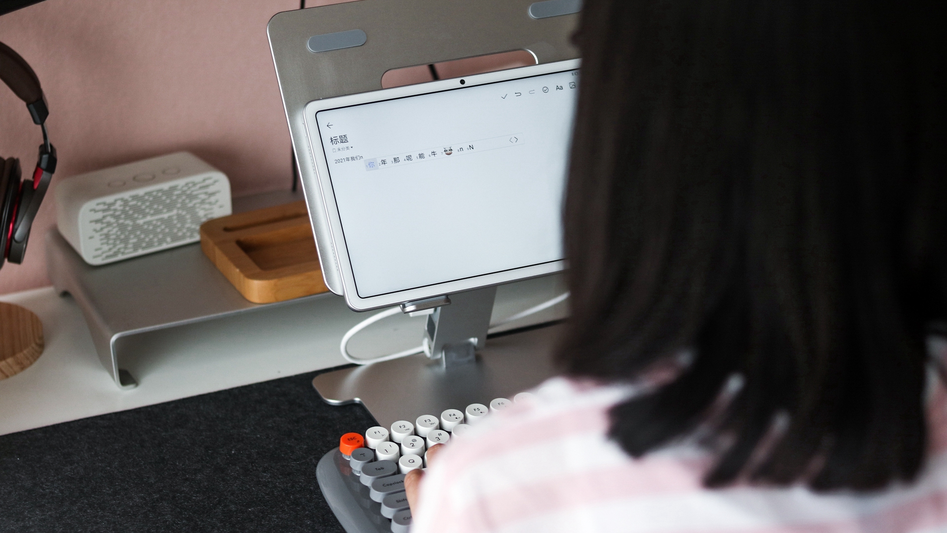 夏日炎炎，如何涼涼？筆記本散熱器怎么選？
