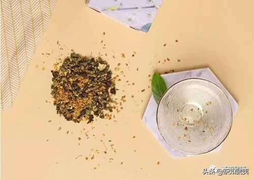 学会这几种茶与花的搭配(学会这几种茶与花的搭配视频)
