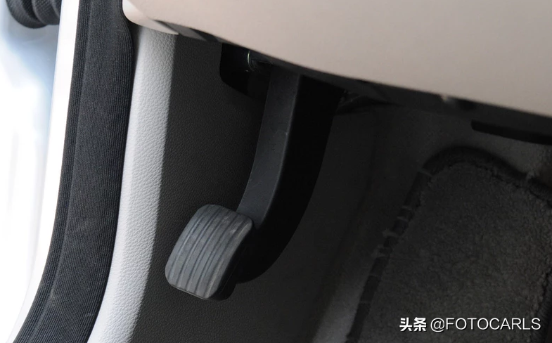 08款奔驰C 200K实拍，最经典的一代立标C，1.8T当时售价38.5万