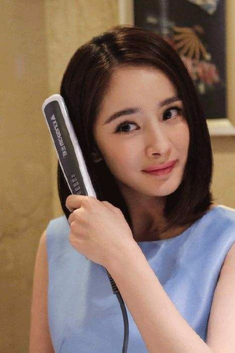 李佳琦推荐的直发梳火了,被称为"平价戴森",杨幂林允都在用 - 114货源