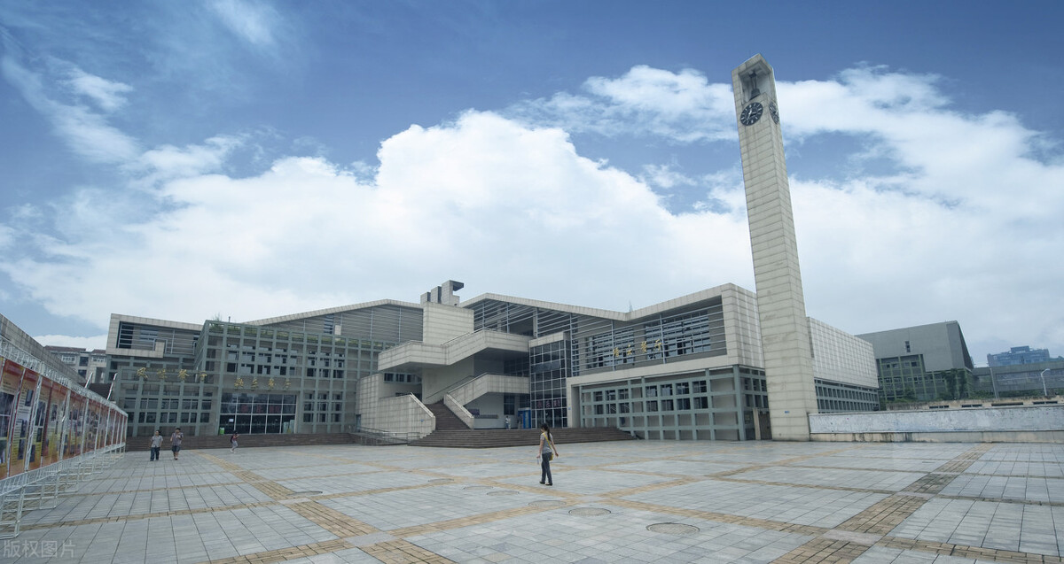 985中外合作办学含金量：与普通本科有两大区别，实用性或许更高