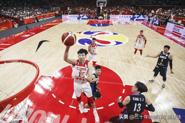 周琦为什么在nba混不了(男篮核心周琦，为何决定退出CBA联赛？球迷给出答案，且大局已定)