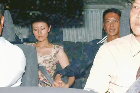关之琳:高尔夫,职业小三,推搡原配导致流产?这全都是假的