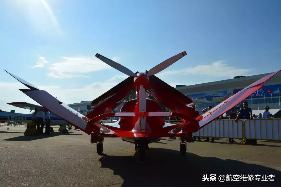 珠海航展明星：全球首款海陆空三栖飞行汽车惊艳亮相