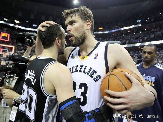 nba为什么那么多黑八(邓肯生涯唯一的黑点，当年61胜的马刺为何会被灰熊黑八？)