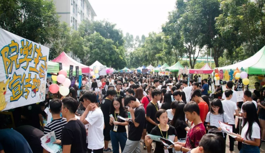 为何入学时，新生满心欢喜加入的社团，到了大二很多人选择退出？