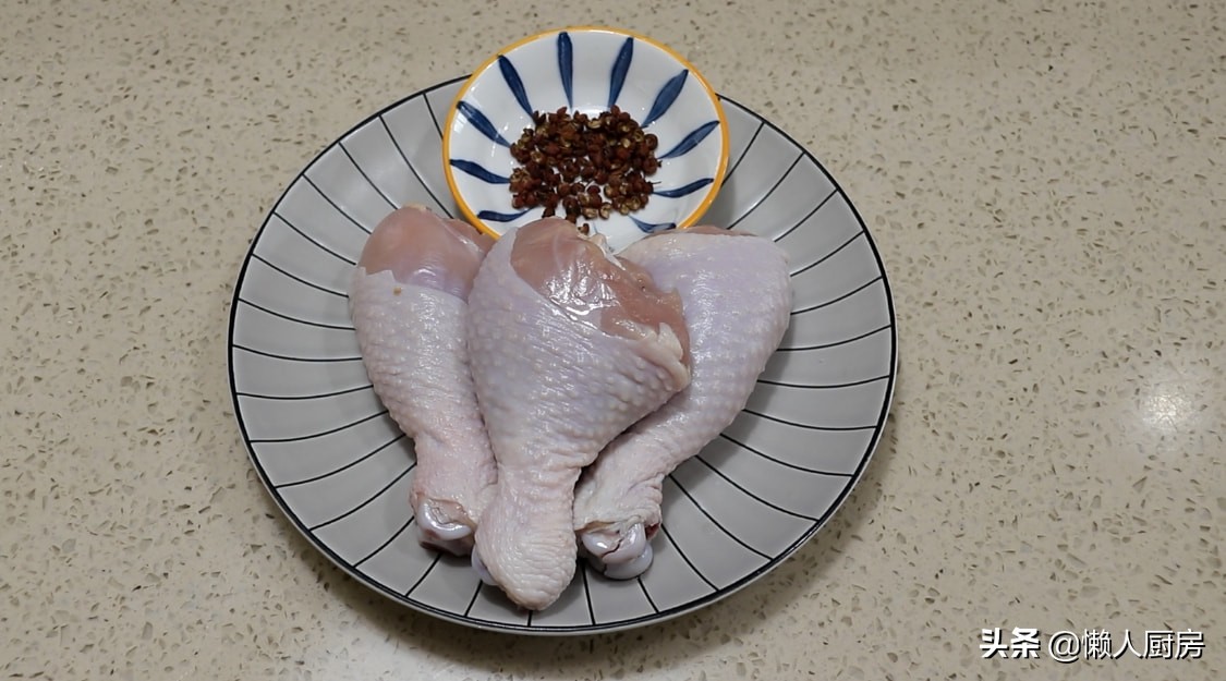 入冬后，吃牛肉羊肉不如吃鸡腿，碰到这个做法不容易，原汁原味