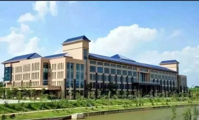 暨南大学2016-2018年高考录取分数统计