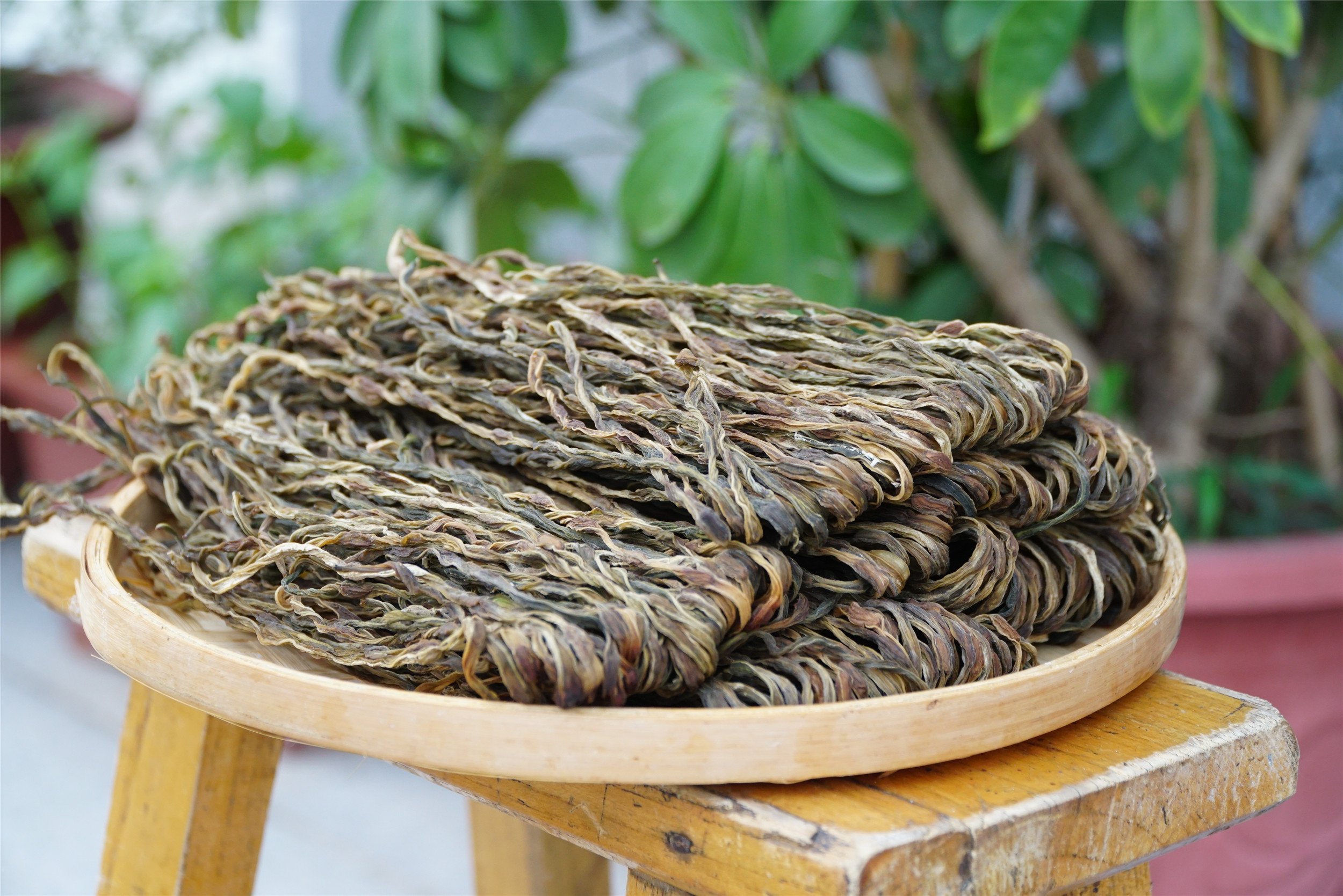 夏天晒豆角,教你正确方法,10斤晒1斤,老做法简单,味道更香