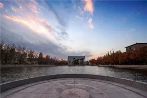 高考择校来天津！哏儿姐带你看南开大学