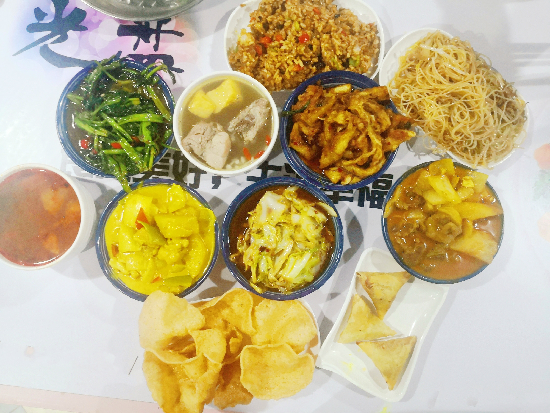 清华大学食堂有多好？看完饭菜质量和价格，网友：后悔没好好读书