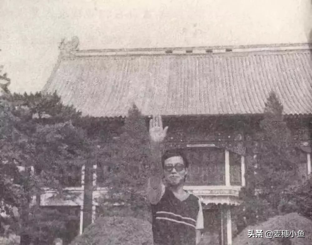 北大两个“猪肉佬”双剑合璧，演绎精彩人生，默默挣得亿万身家