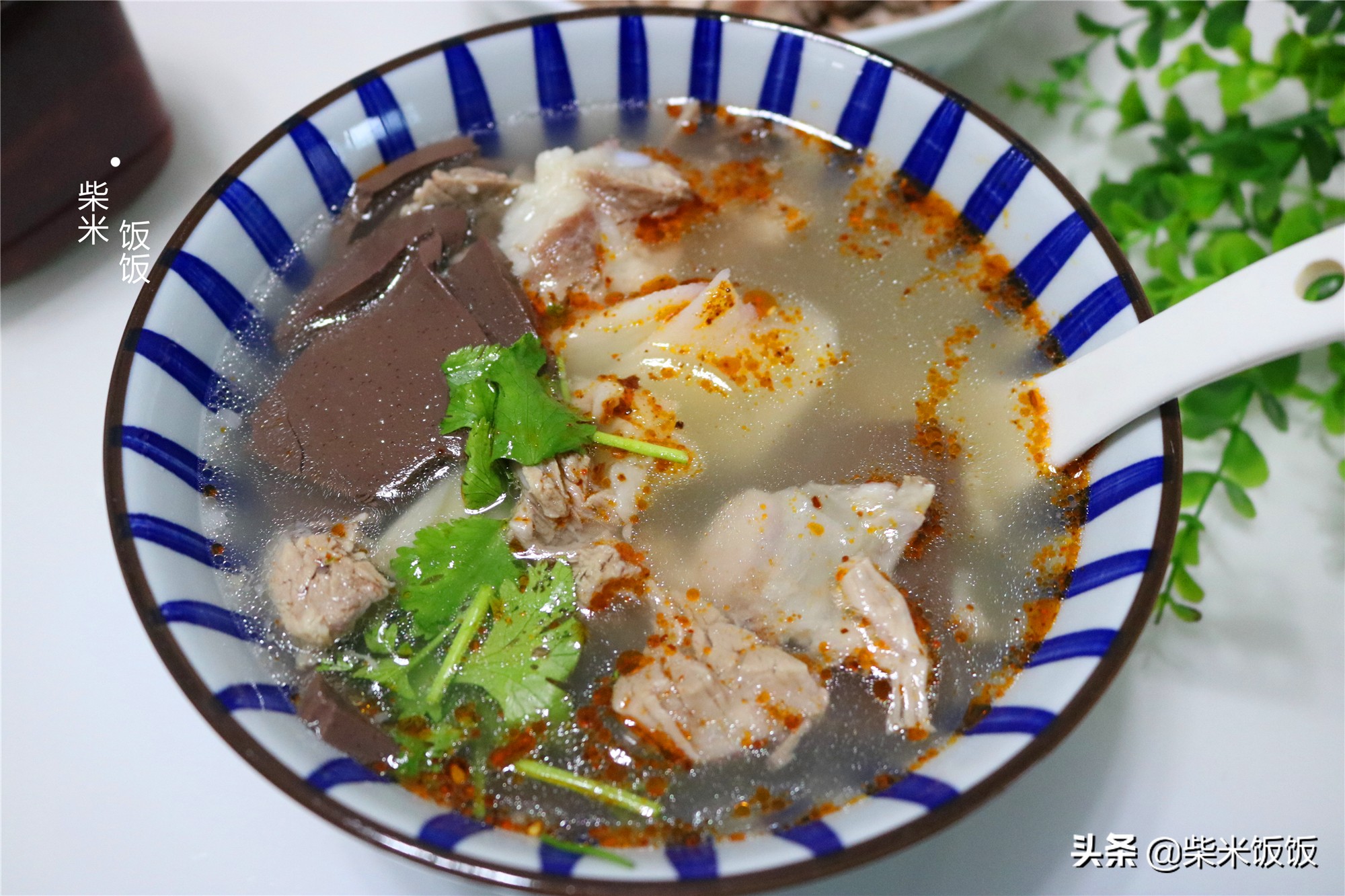 羊肉湯的做法,羊肉湯的做法 最正宗的做法視頻