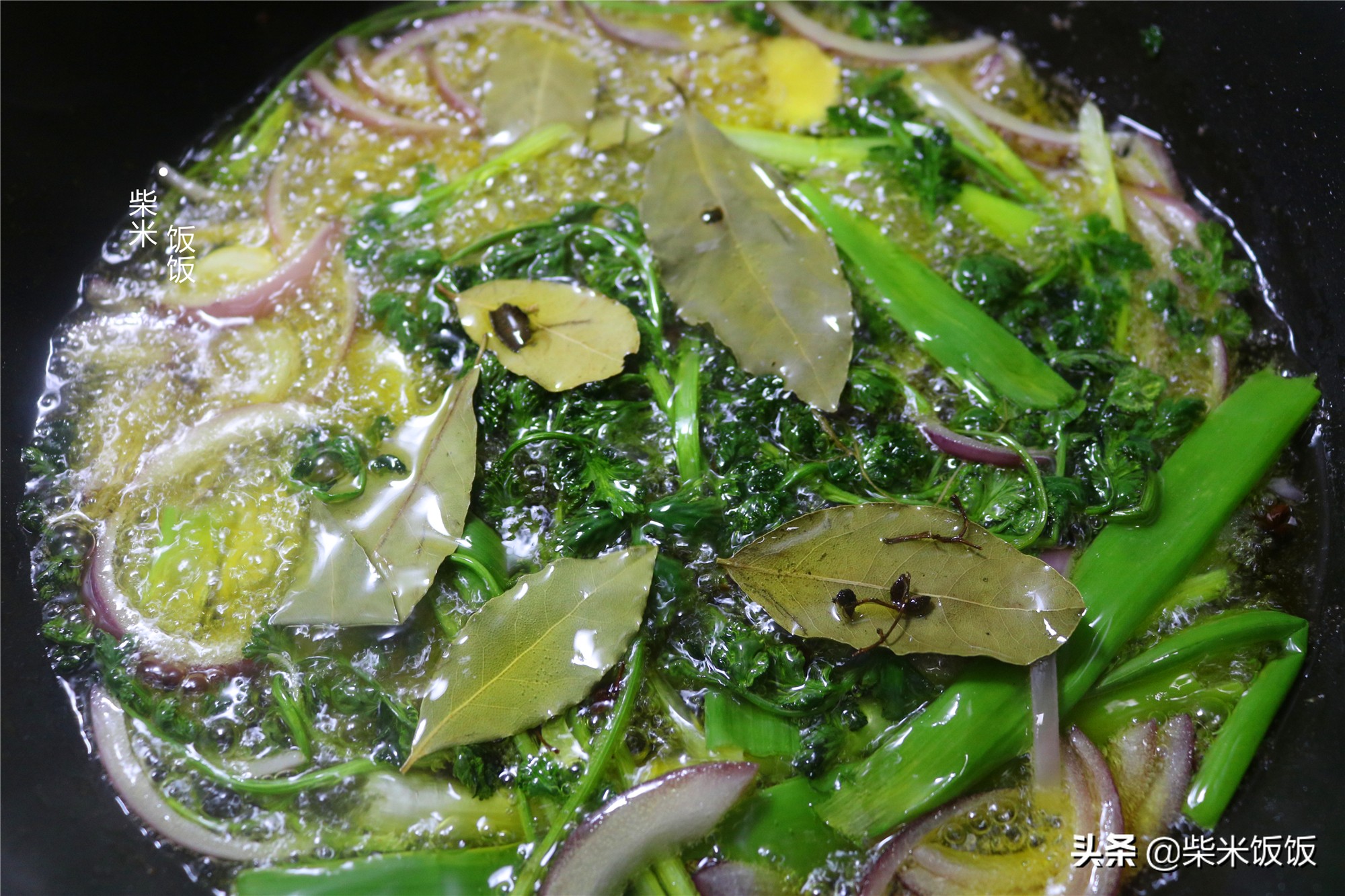 做辣椒油，我常用这8种香料，鲜香四溢，拌什么菜都好吃