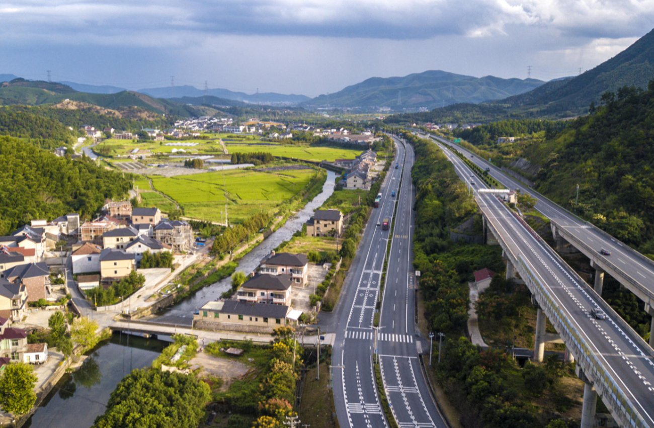 浙江211大学（浙江省经济极为发达）