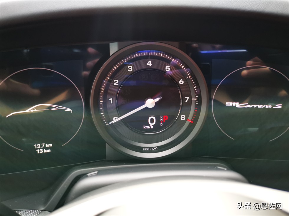 运动实用样样精通的豪华跑车 保时捷 911Carrera S