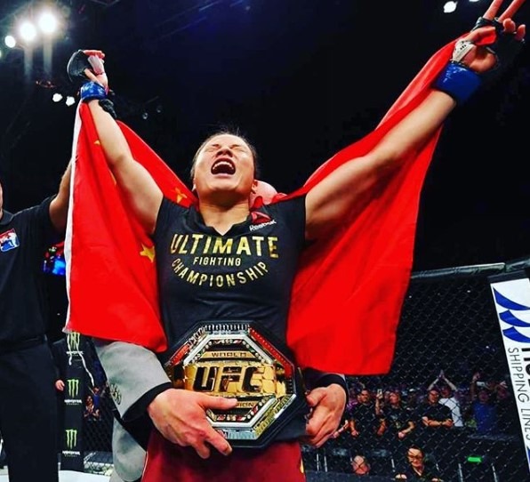 张伟丽UFC(张伟丽被击败？国外专家列出5大理由力挺罗斯，其中1点很关键)