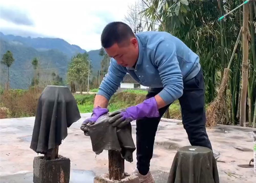 他改造荒废23年的农村小院，将废旧院子变成世外桃园，网友：向往