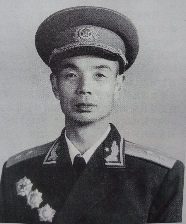 55年9月授衔时兰州军区少将以上23人的级别,军衔与薪金