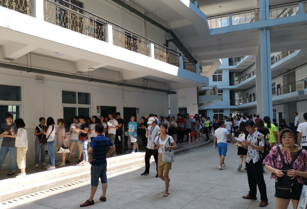 批次线、调档线和实录线，傻傻分不清楚？考过这条线才能确定录取