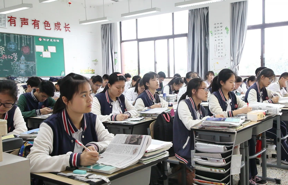 2022高考又有新变化，同时带来一个坏消息，部分人不能参加考试