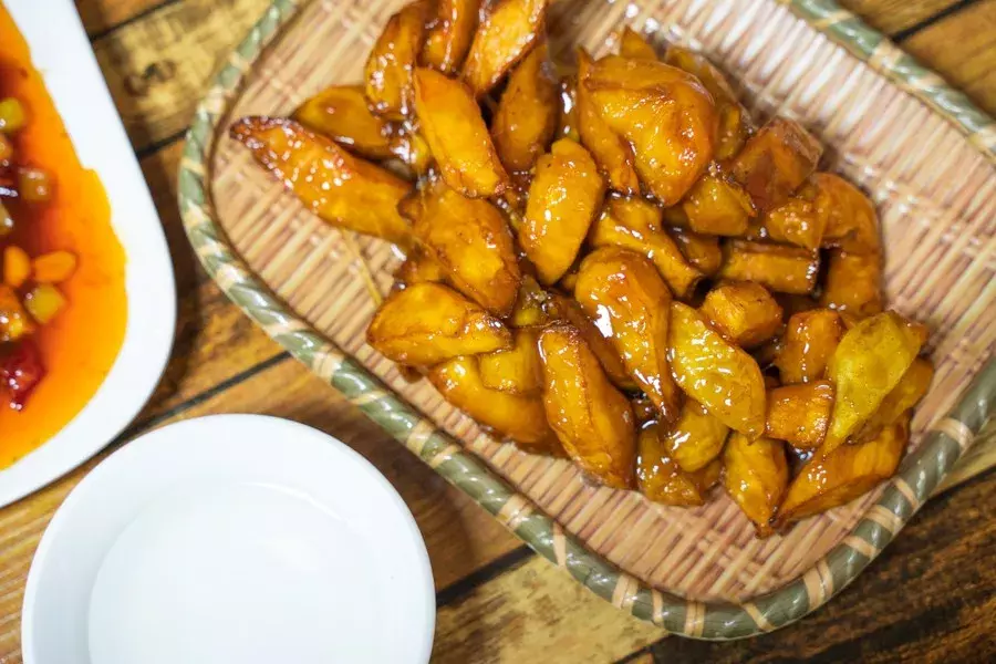 这条魔鬼美食街从头走到尾，我胖了10斤（上）