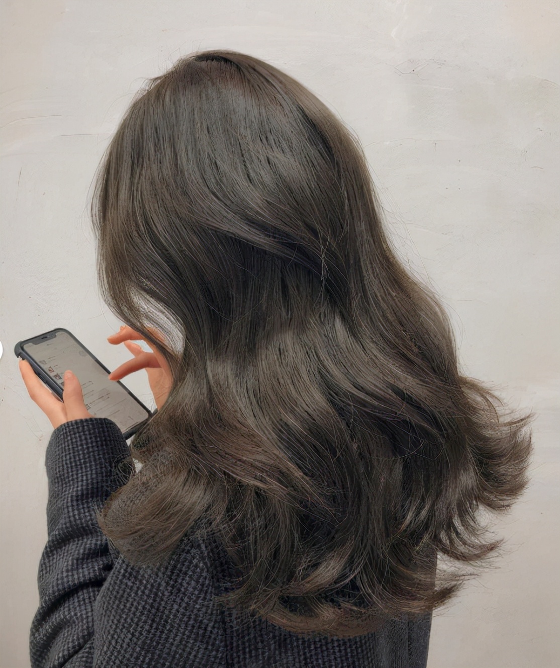 显白秋冬发色2021:11款必染冷色调推荐不漂染连黄皮肤都能驾驭