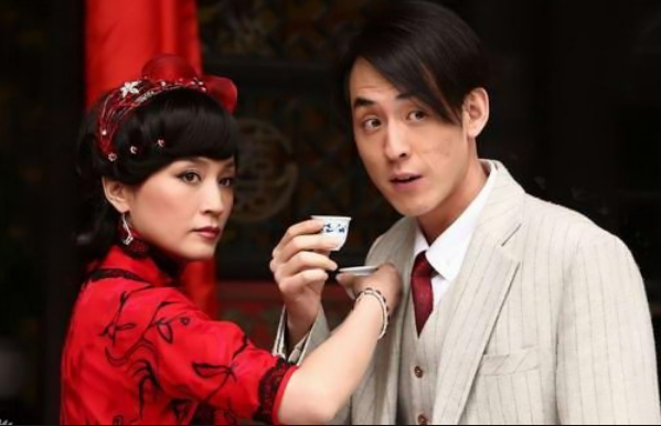 《秋蝉》39岁刘欢撞脸李佳琦，曾拒章子怡橄榄枝，今因任嘉伦被嘲