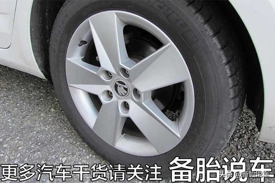 轮胎被钉子扎了还能用吗？真相揭秘