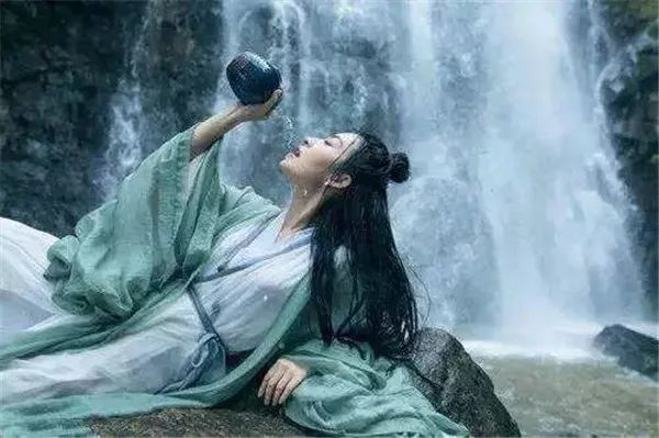 喝什么茶能解酒 喝什么茶水可以解酒