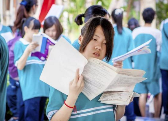 同一所大学，为何会分为一本和二本同时招生，两个批次有何差别？