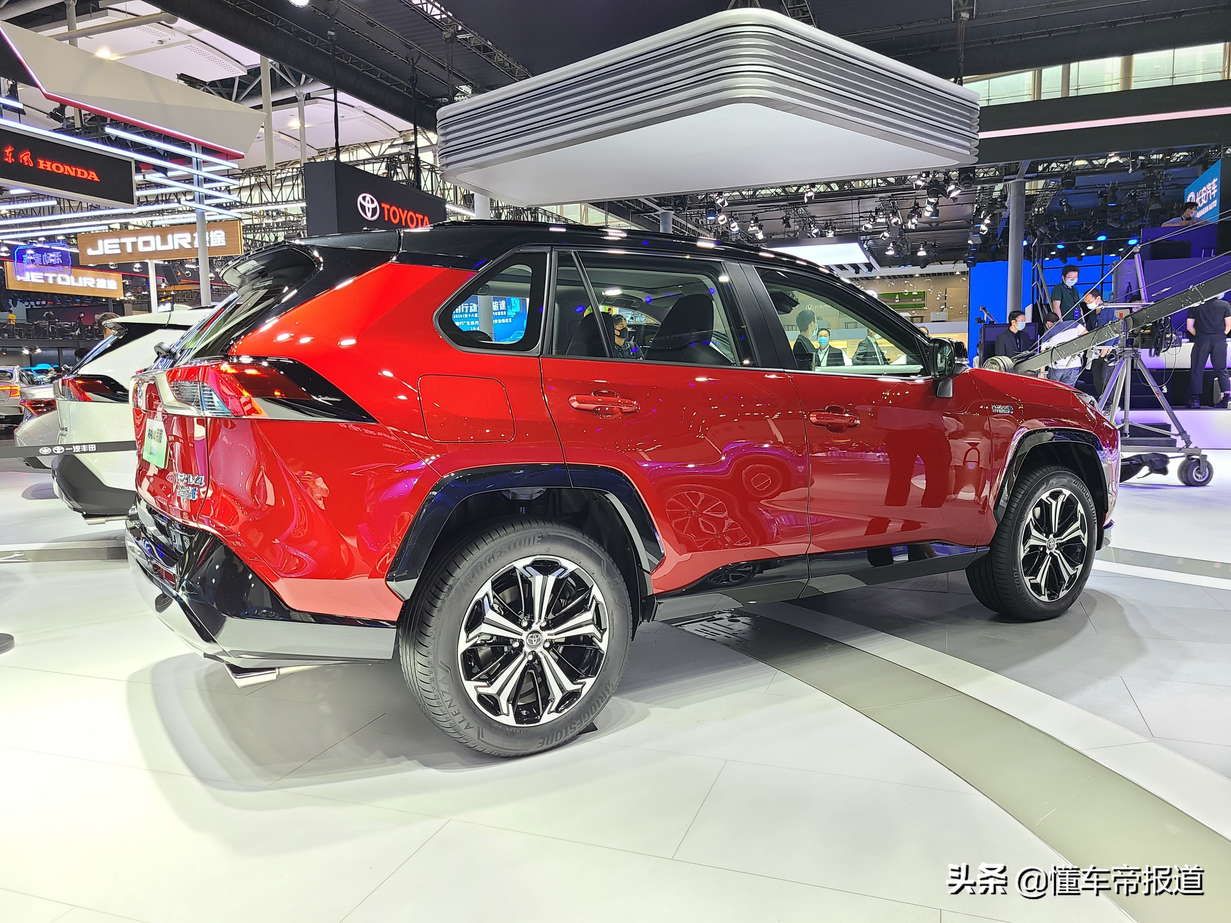新车｜一汽丰田RAV4荣放PHEV或25万起，4月17日上市，期待吗？