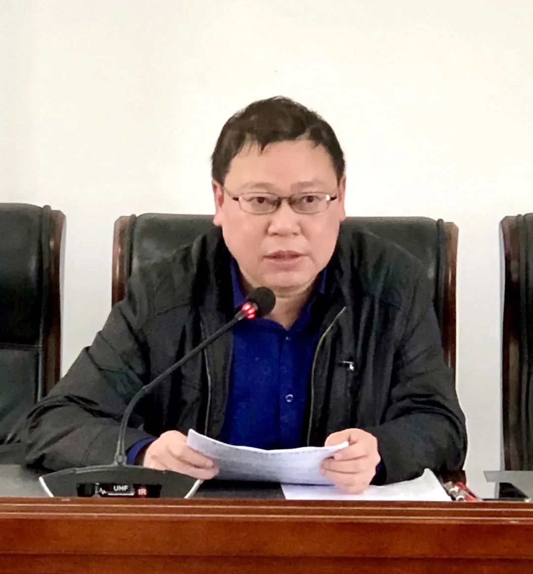 德兴一中召开上饶二模成绩分析会