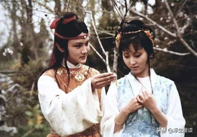 林黛玉清高自负，目无下尘，为什么还会担心丫头婆子们咒她？
