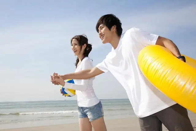 女生怎样追到喜欢的男生，只需要三招，把喜欢的男生追到手