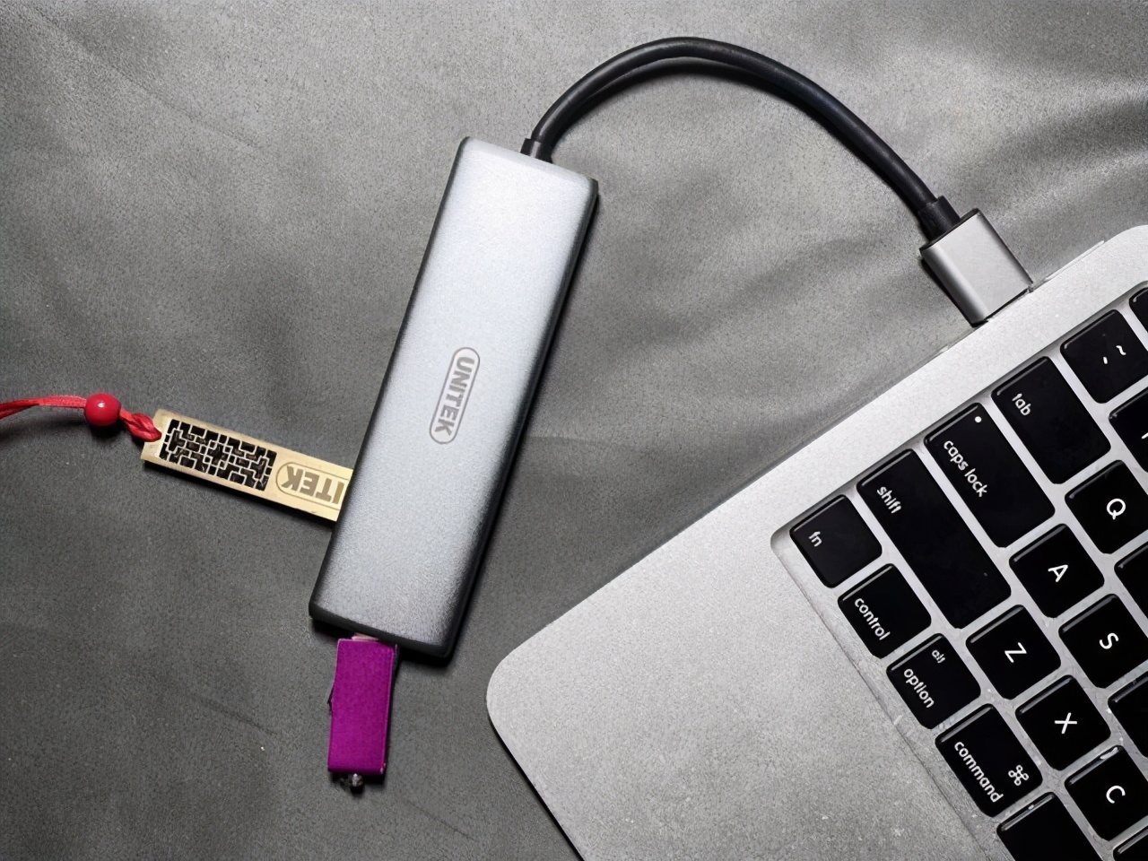 迷你U盘、移动硬盘该如何选？弄懂少走弯路