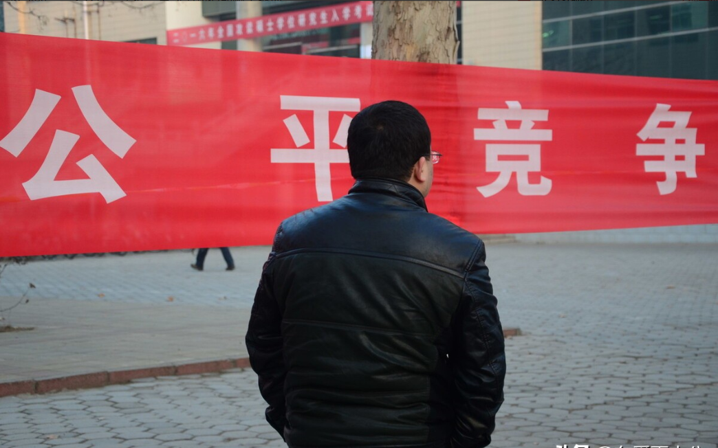 河北一考生被南开录取，还未报到就收到退学通知，网友：咎由自取