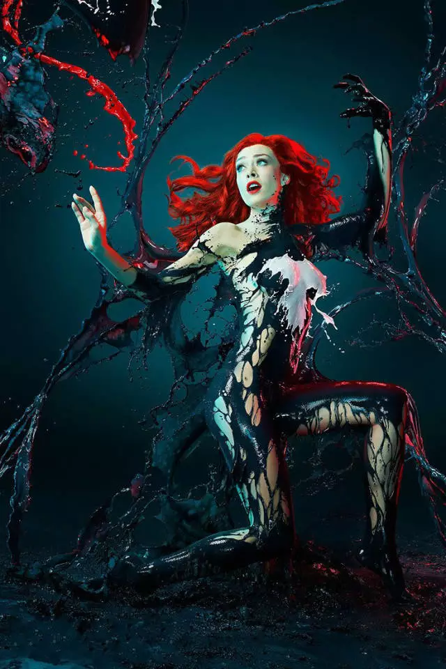 一丝不挂,却美到窒息,拍摄的液体服装人体