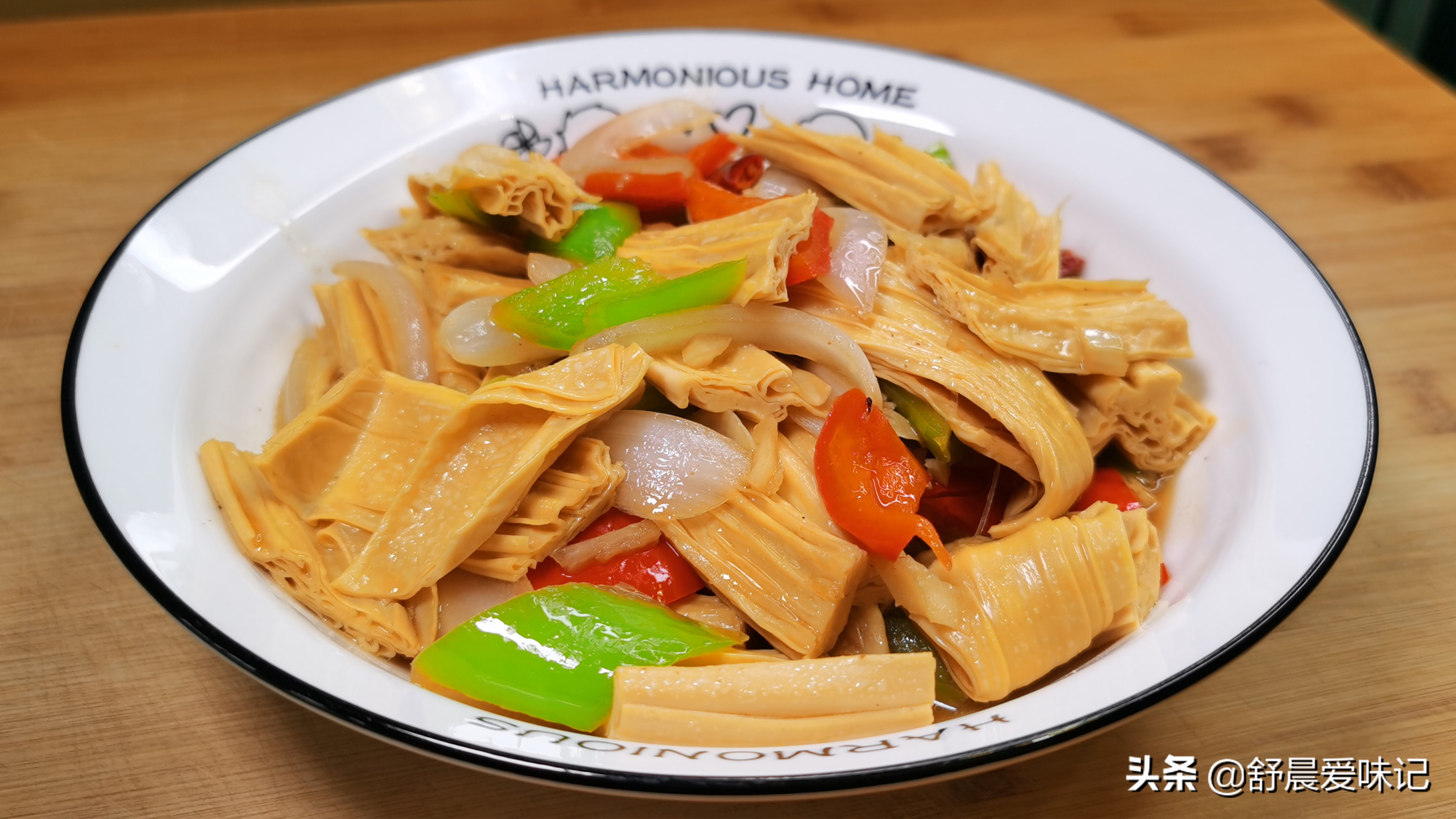 炒腐竹怎么做好吃又简单(教你一招腐竹柔韧又入味)