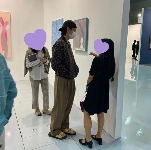 金泰亨恋爱传闻的源头是?否认与韩国财阀女儿的恋爱说?