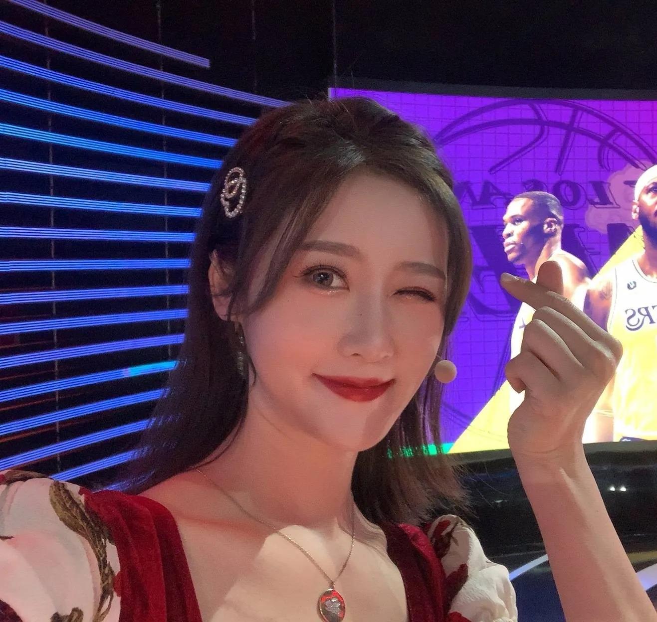 腾讯nba新主播有哪些(腾讯八位NBA主播全集)