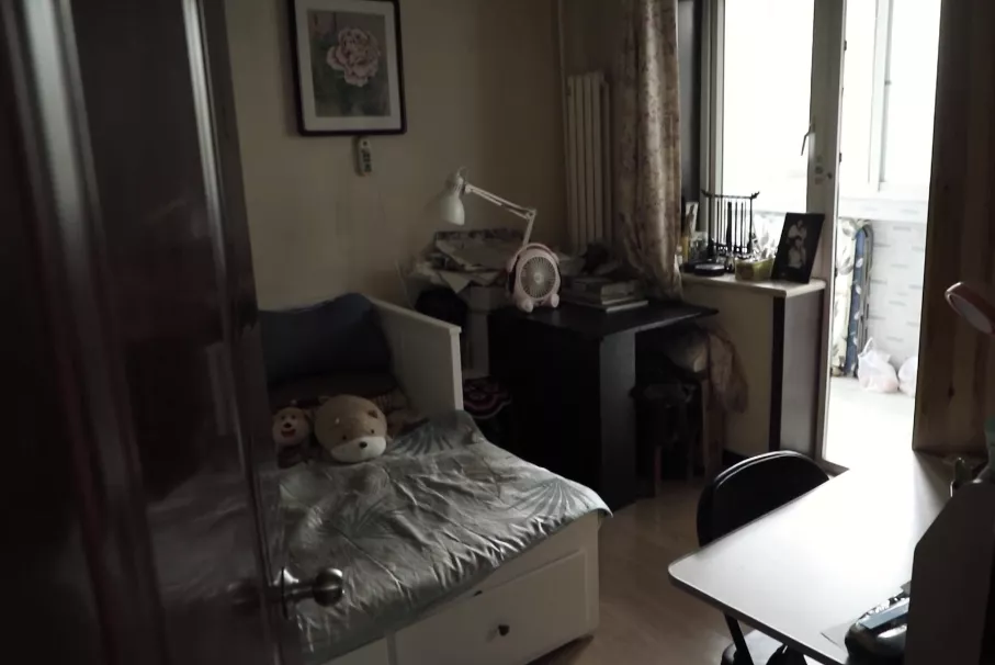 这房子暗得我看不下去了！改造之后变八口阳光之家